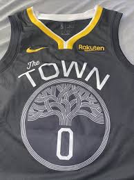 [877205-067] Mens Nike NBA Golden State Warriors DeMarcus Cousins Swingman Jersey