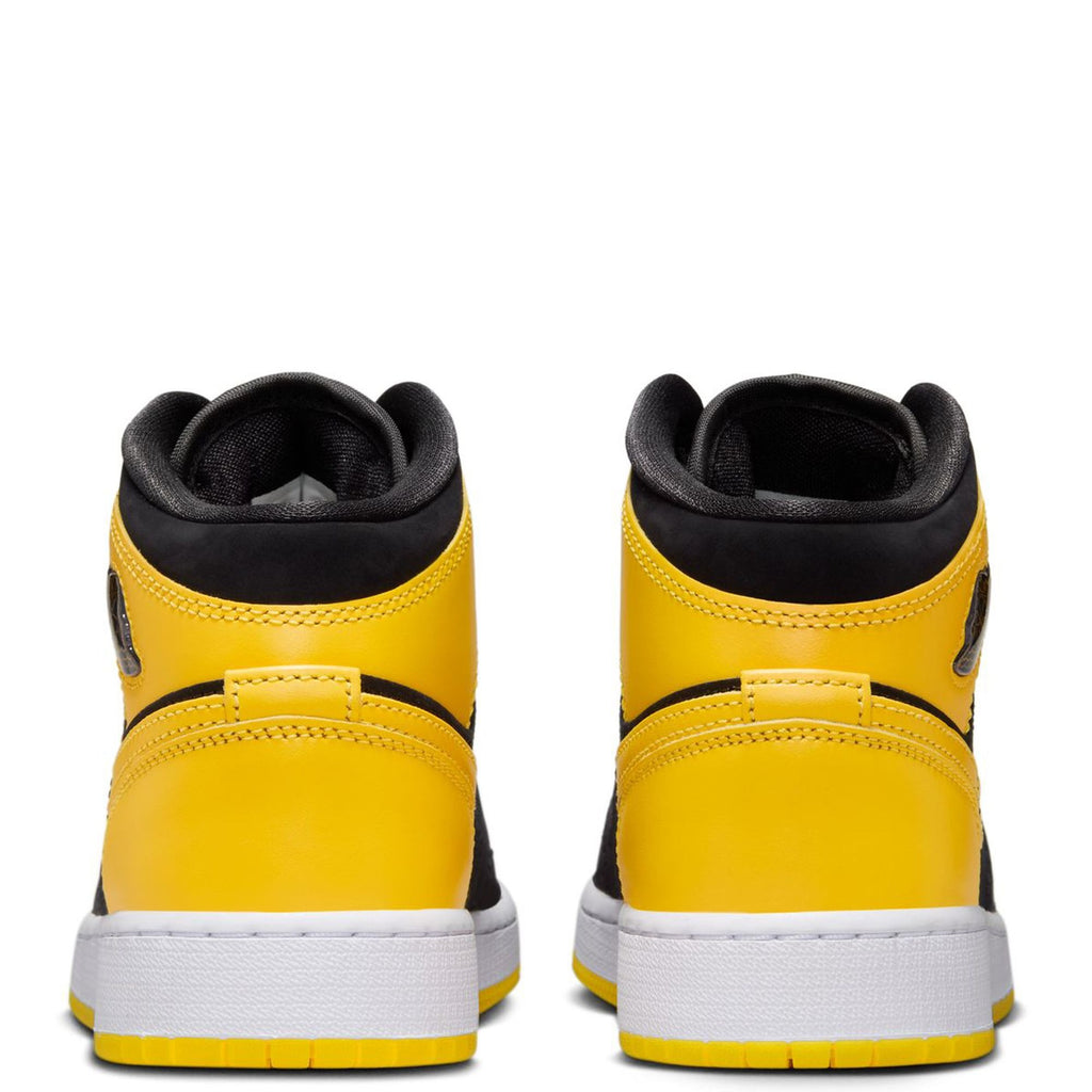 [HJ5940-071] Grade School Air Jordan RETRO 1 MID SE