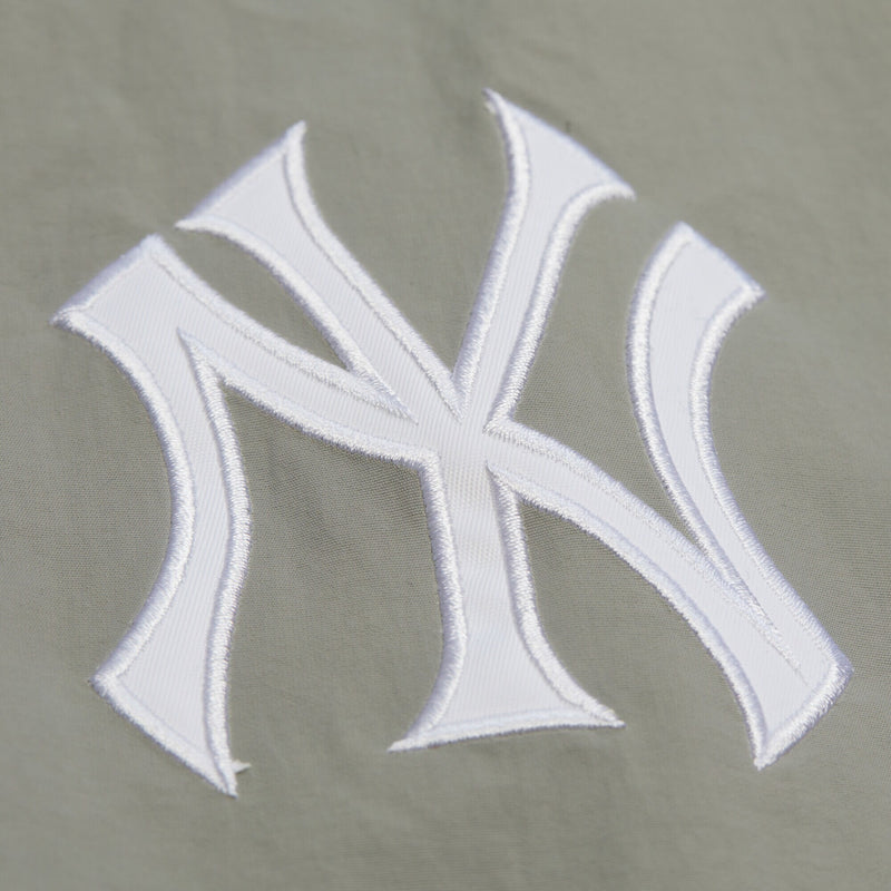 MENS MITCHELL & NESS MLB NYLON PULLOVER JACKET VINTAGE LOGO YANKEES