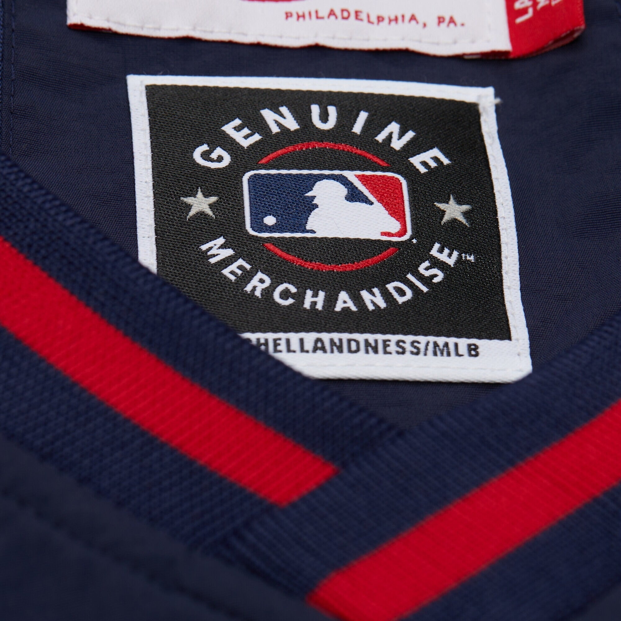 MENS MITCHELL & NESS MLB NYLON PULLOVER CURRENT LOGO ANGELS