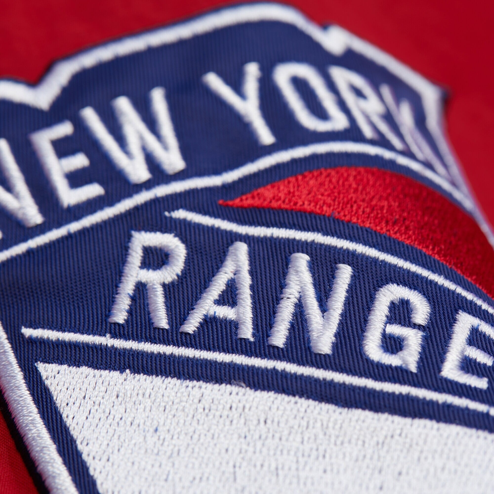 MENS MITCHELL & NESS NHL NYLON PULLOVER JACKET VINTAGE LOGO RANGERS