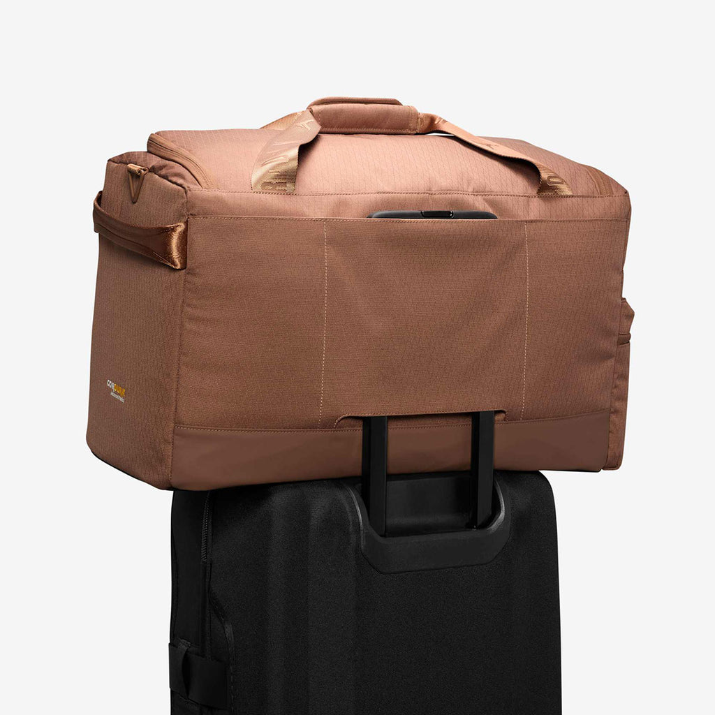 [MA0932-X1I] UNISEX AIR JORDAN COLLECTORS 44L DUFFLE