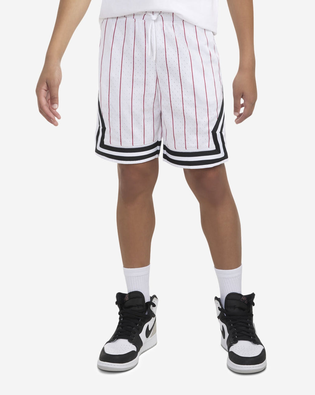 [95C890-001] YOUTH AIR JORDAN PINSTRIPED DIAMOND SHORTS