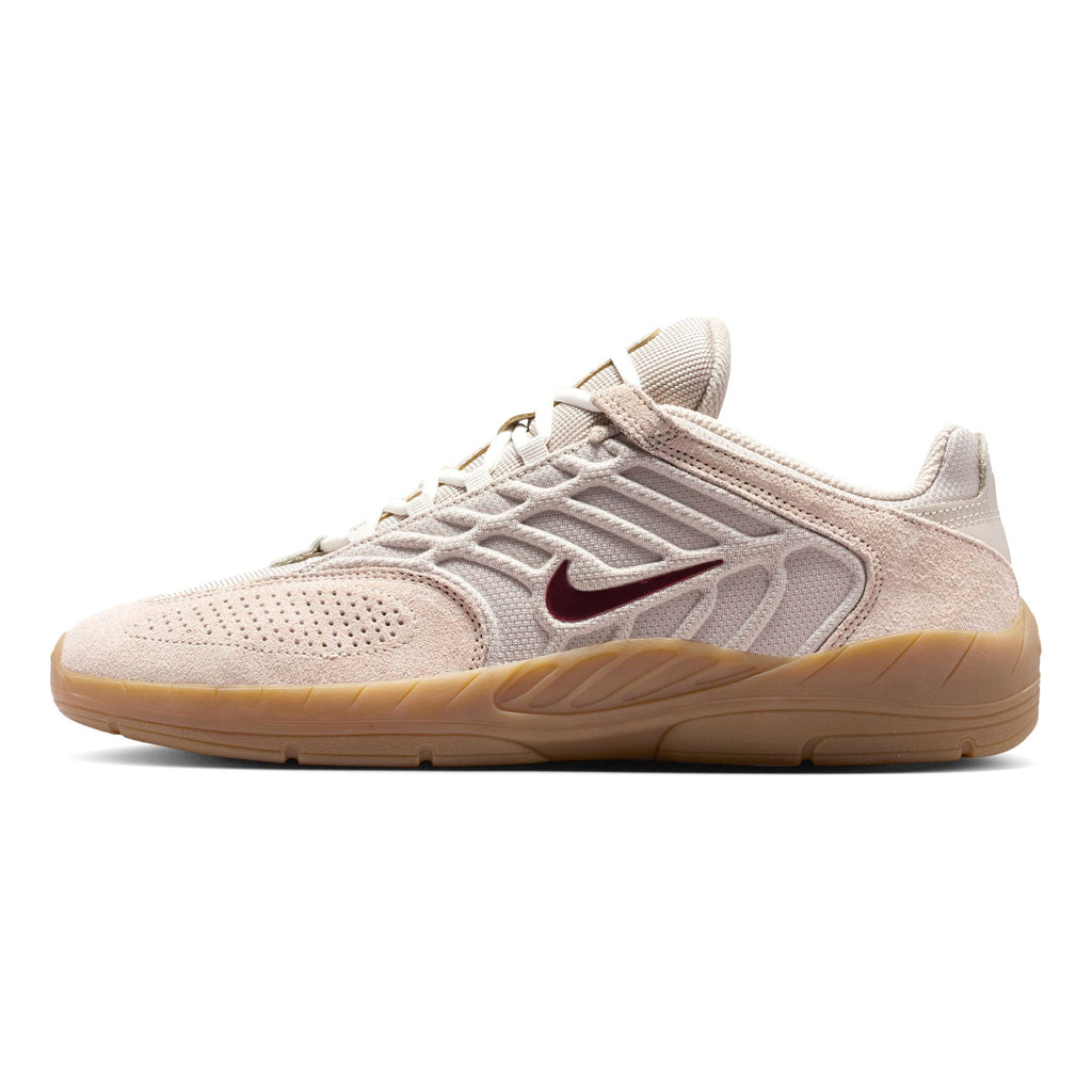 FD4691-202 Nike Kuwait 1