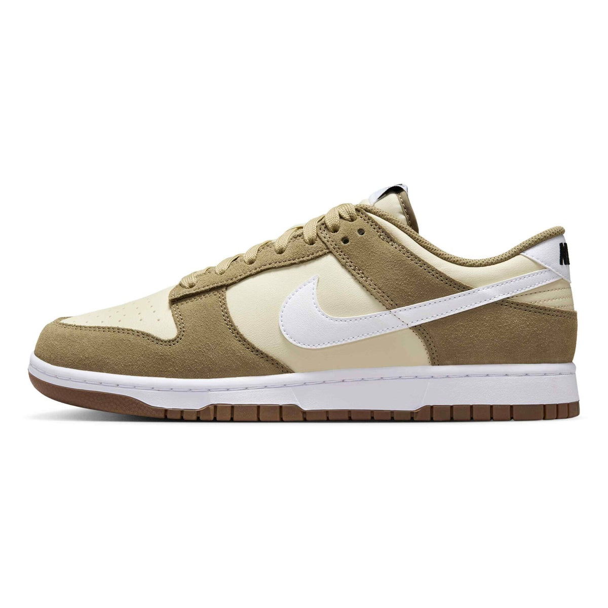 IB6399-200 Nike Kuwait 1