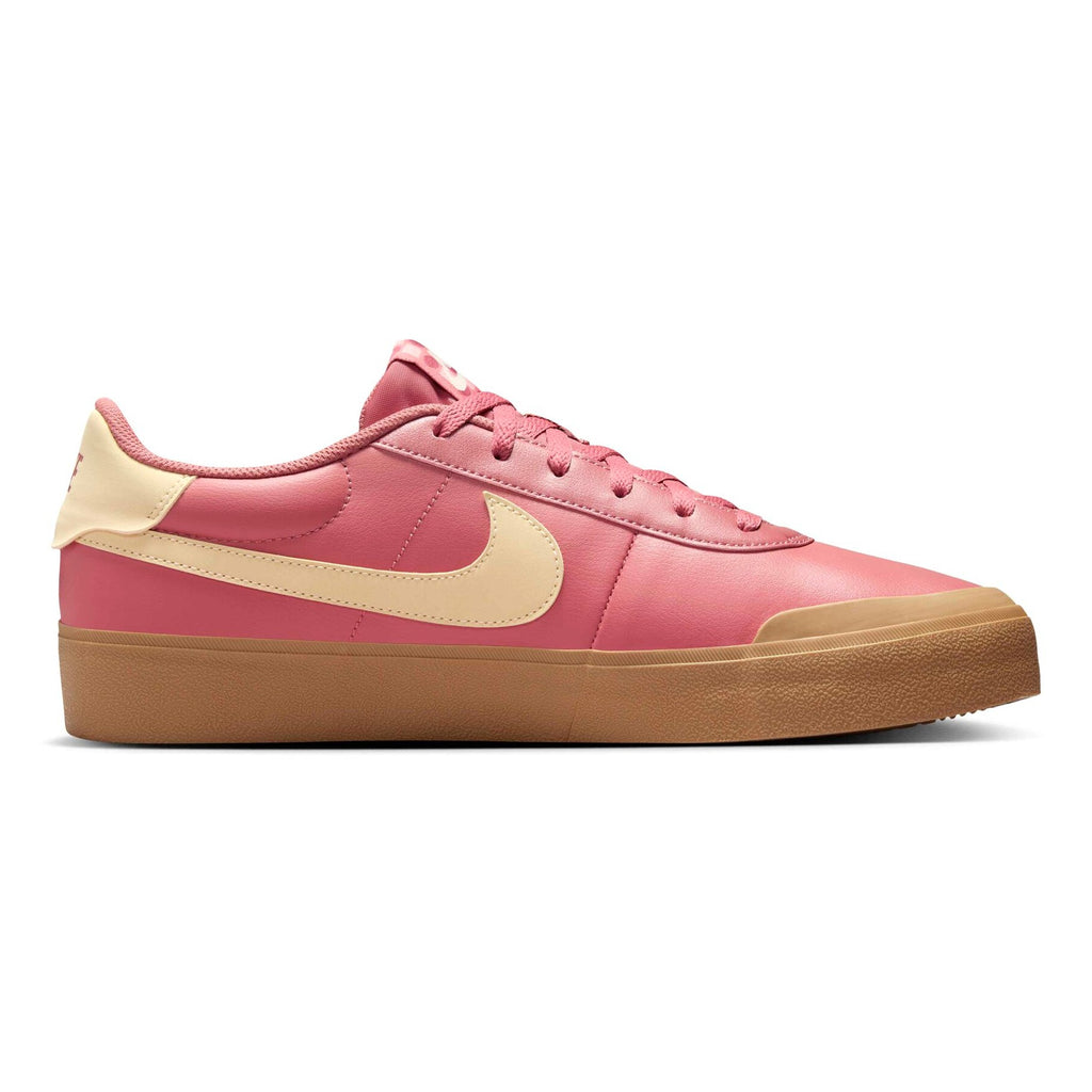 IB2316-600 Nike Kuwait 3