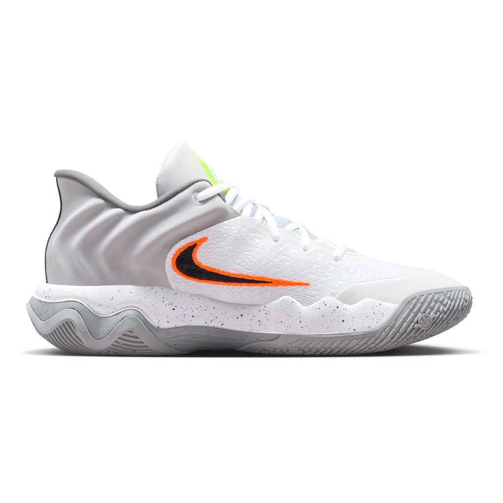 FQ3680-102 Nike Kuwait 3