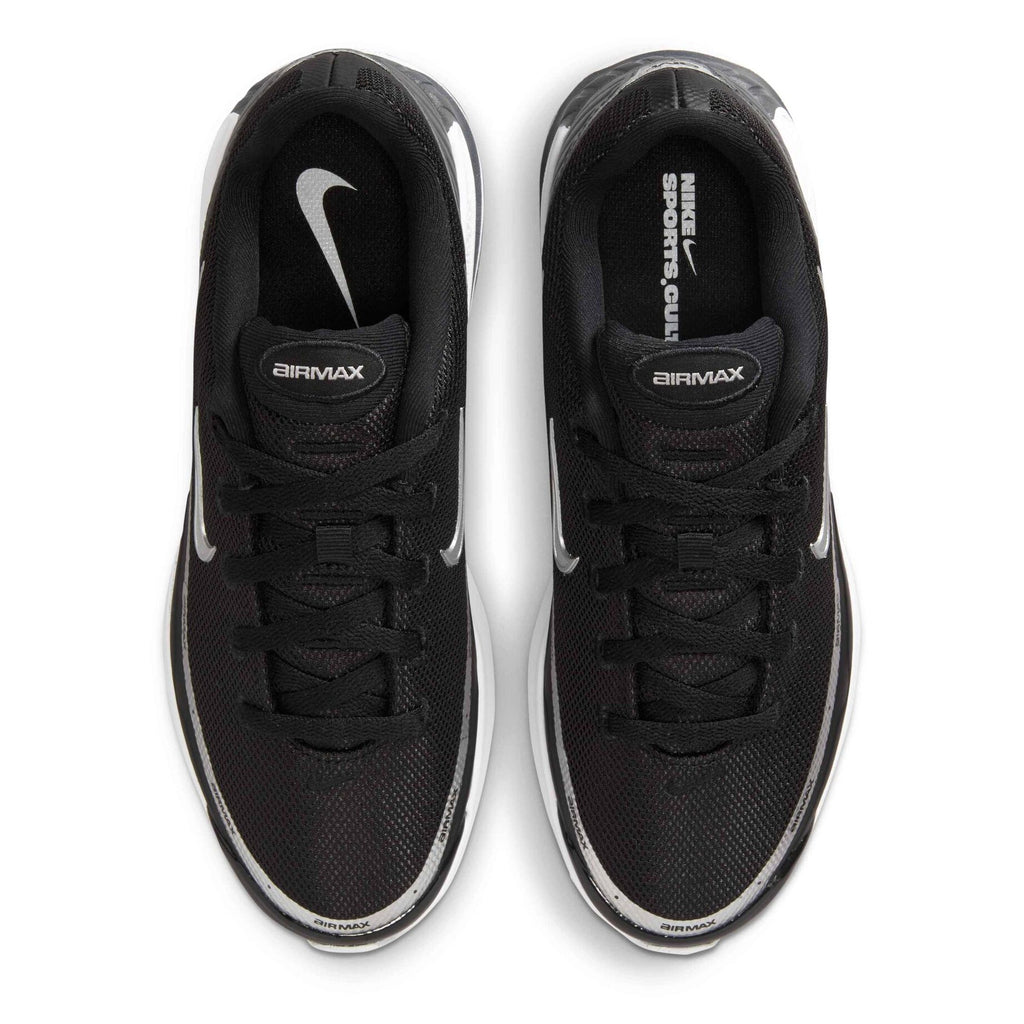 IM6978-001 Nike Kuwait 4