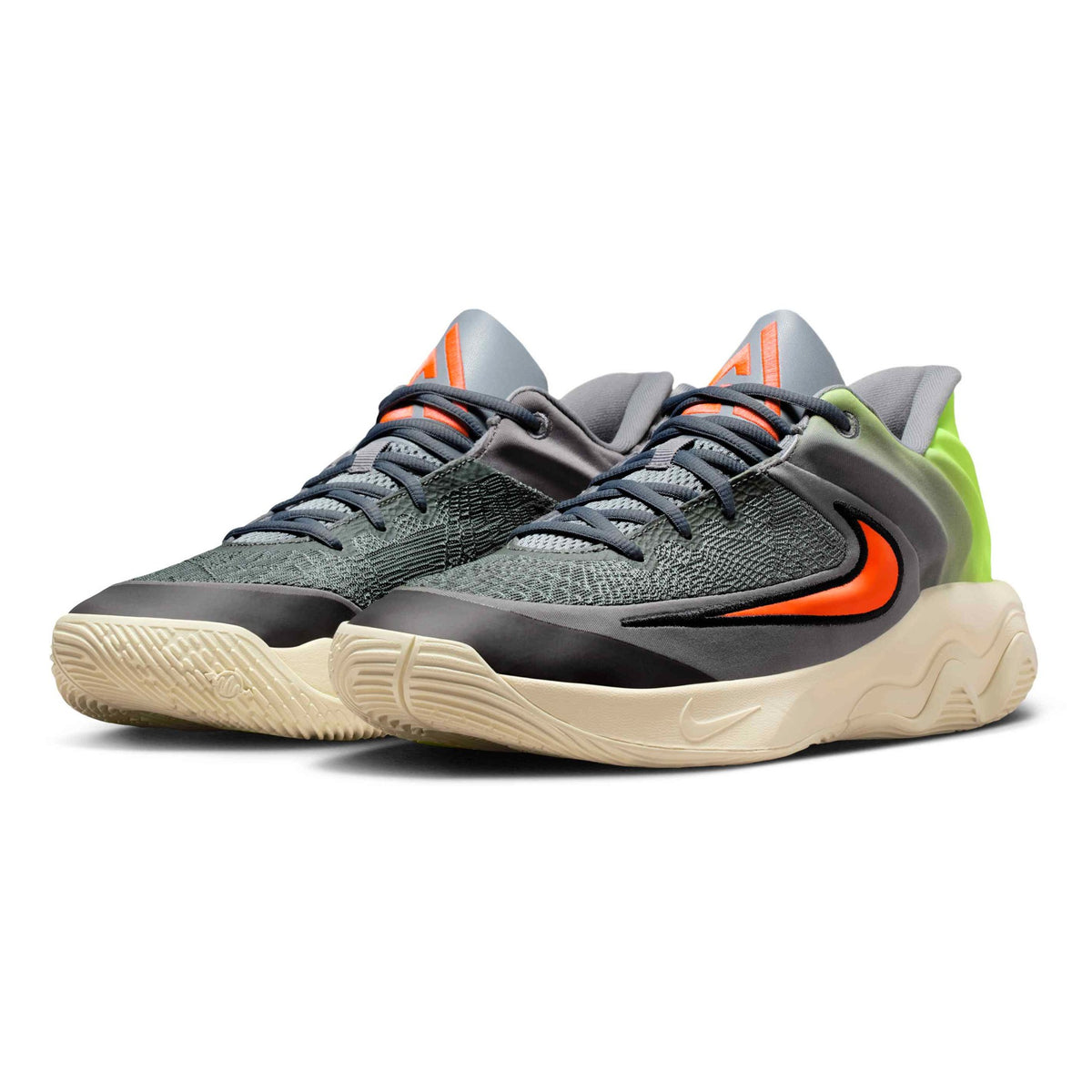 FQ3680-011 Nike Kuwait 4