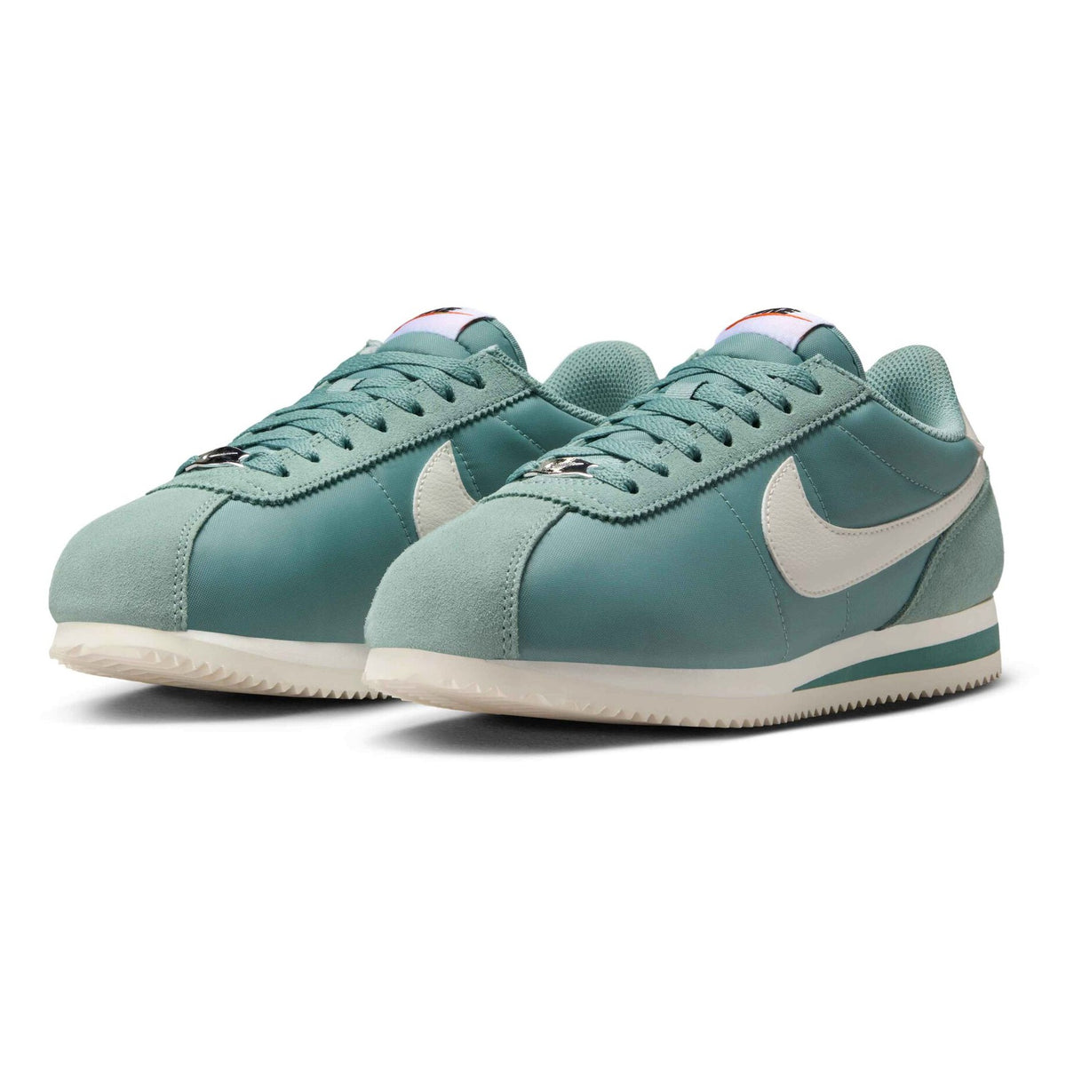 DZ2795-006 Nike Kuwait 5