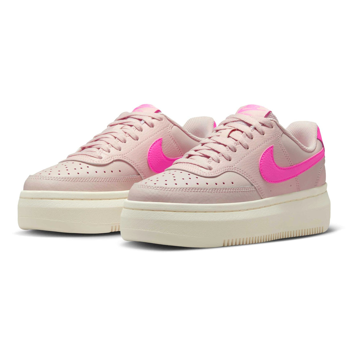 DM0113-601 Nike Kuwait 5
