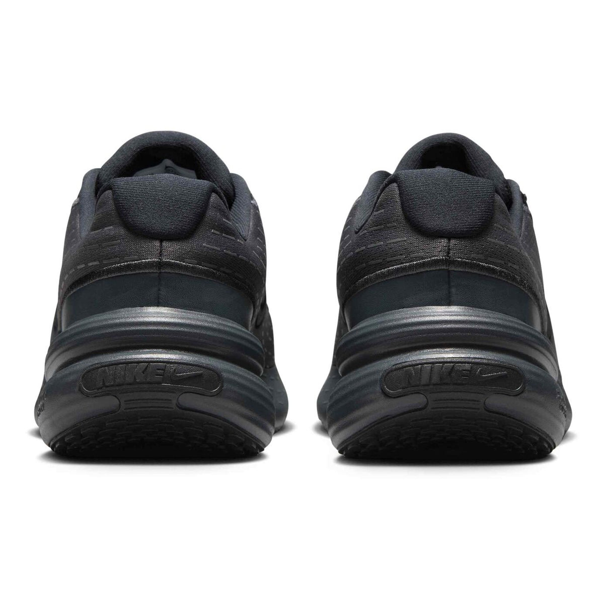 IB2766-001 Nike Kuwait 6