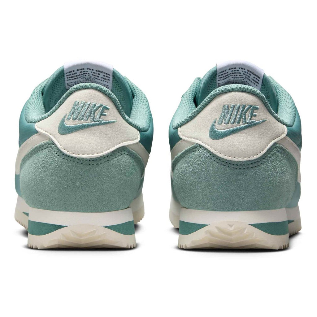 DZ2795-006 Nike Kuwait 6