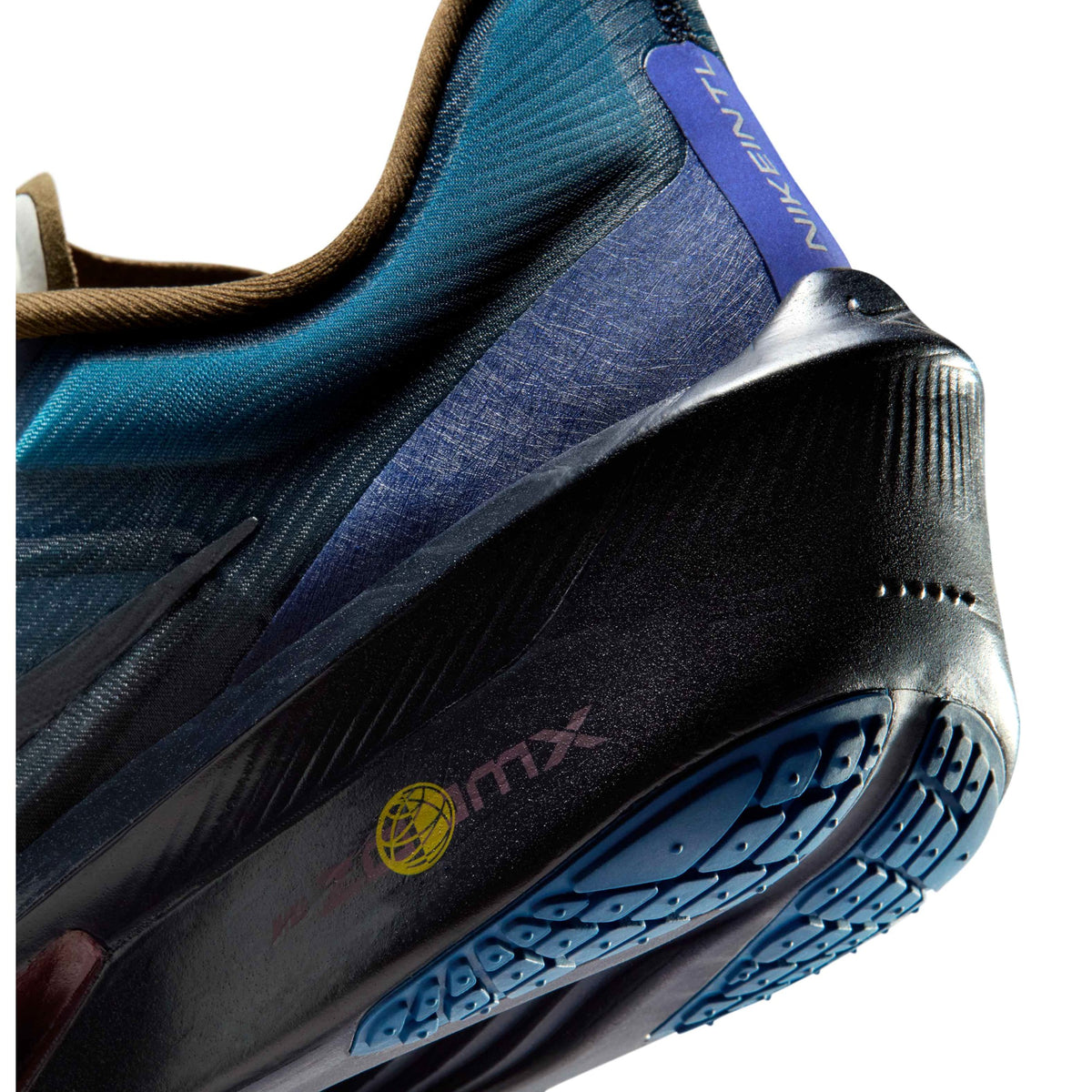 IQ3430-476 Nike Kuwait 8