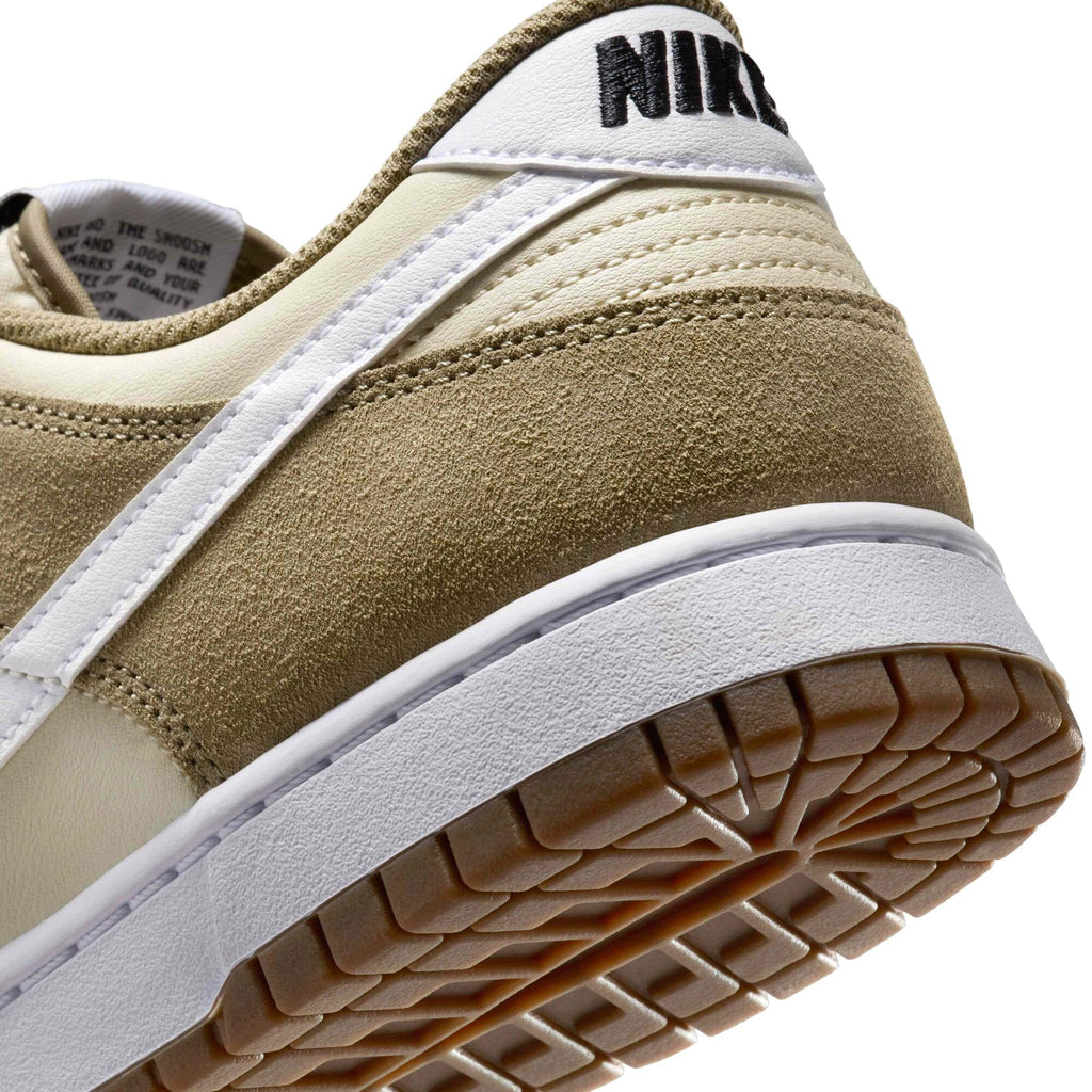 IB6399-200 Nike Kuwait 8