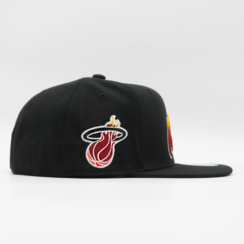 MENS MITCHELL & NESS NBA LOGO HISTORY FITTED HWC HEAT