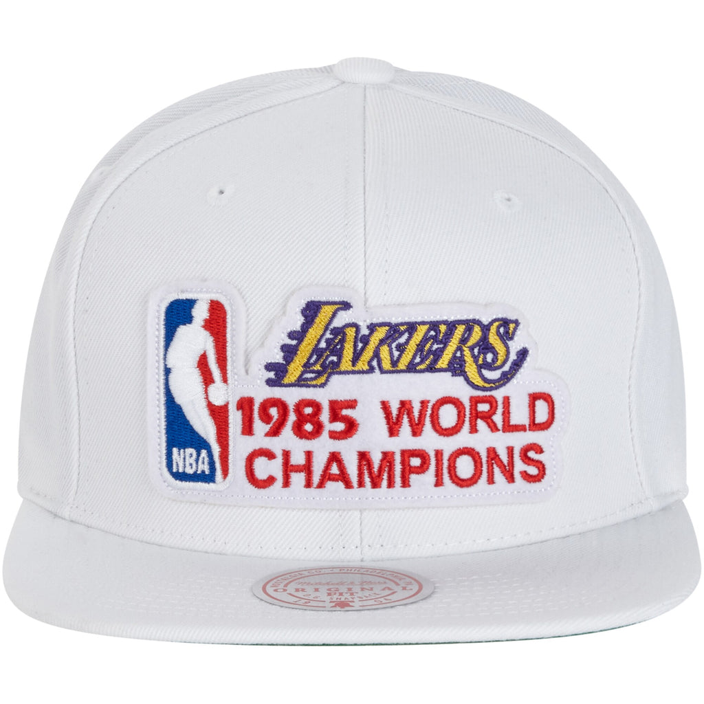 MENS MITCHELL & NESS NBA CHAMPS SNAPBACK HWC LAKERS - WHITE