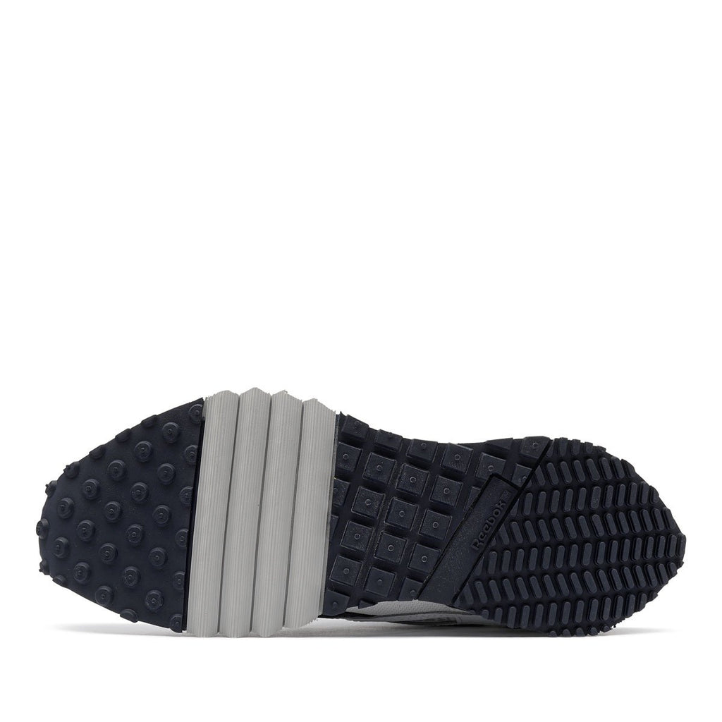 [100044541/GW7201] MENS REEBOK LX2200