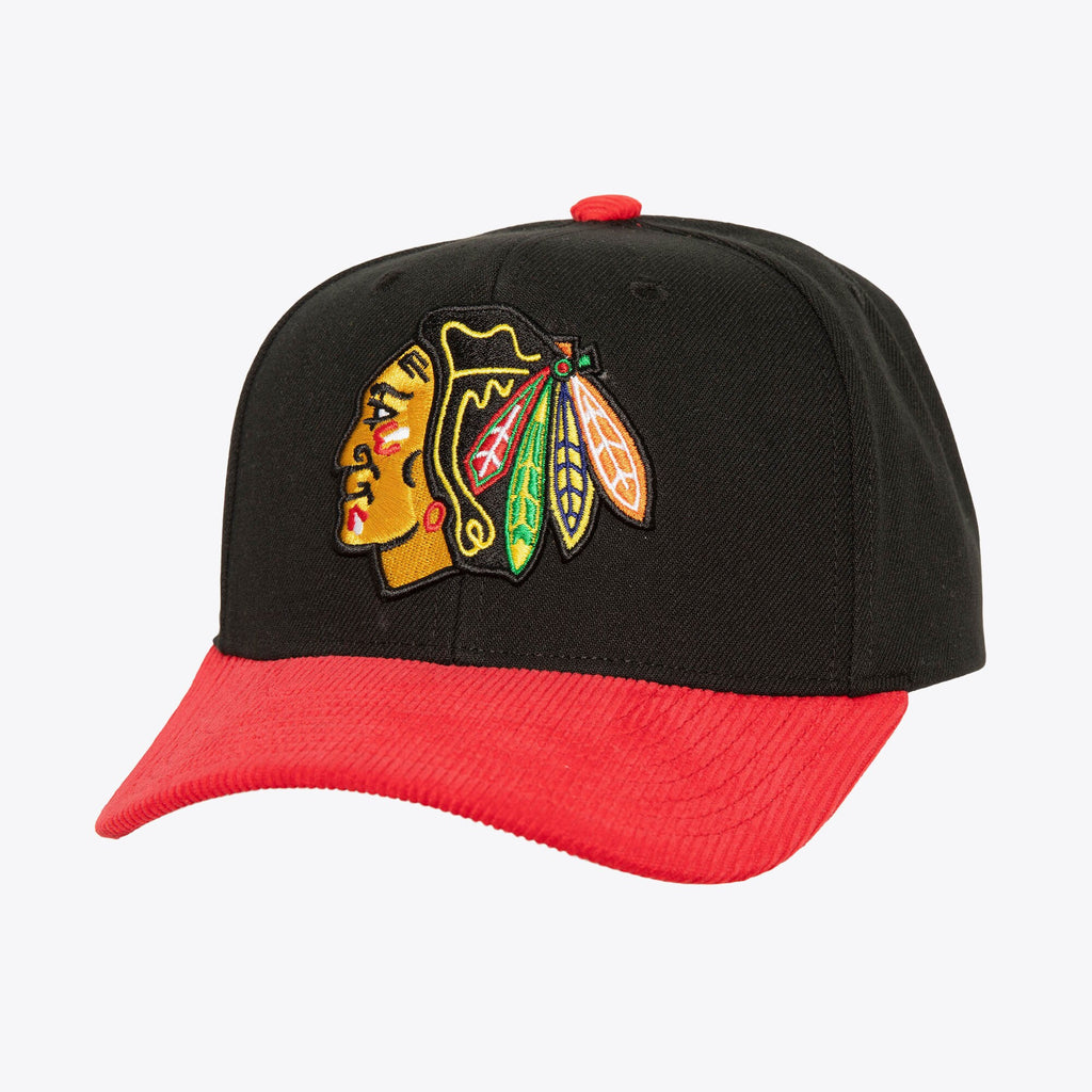 MENS MITCHELL & NESS NHL CORD PRO SNAPBACK BLACKHAWKS - BLACK