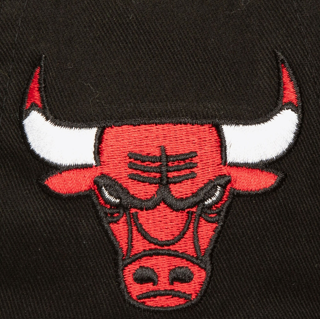 MENS MITCHELL & NESS NBA BLOCK SWEEP PRO SNAPBACK BULLS