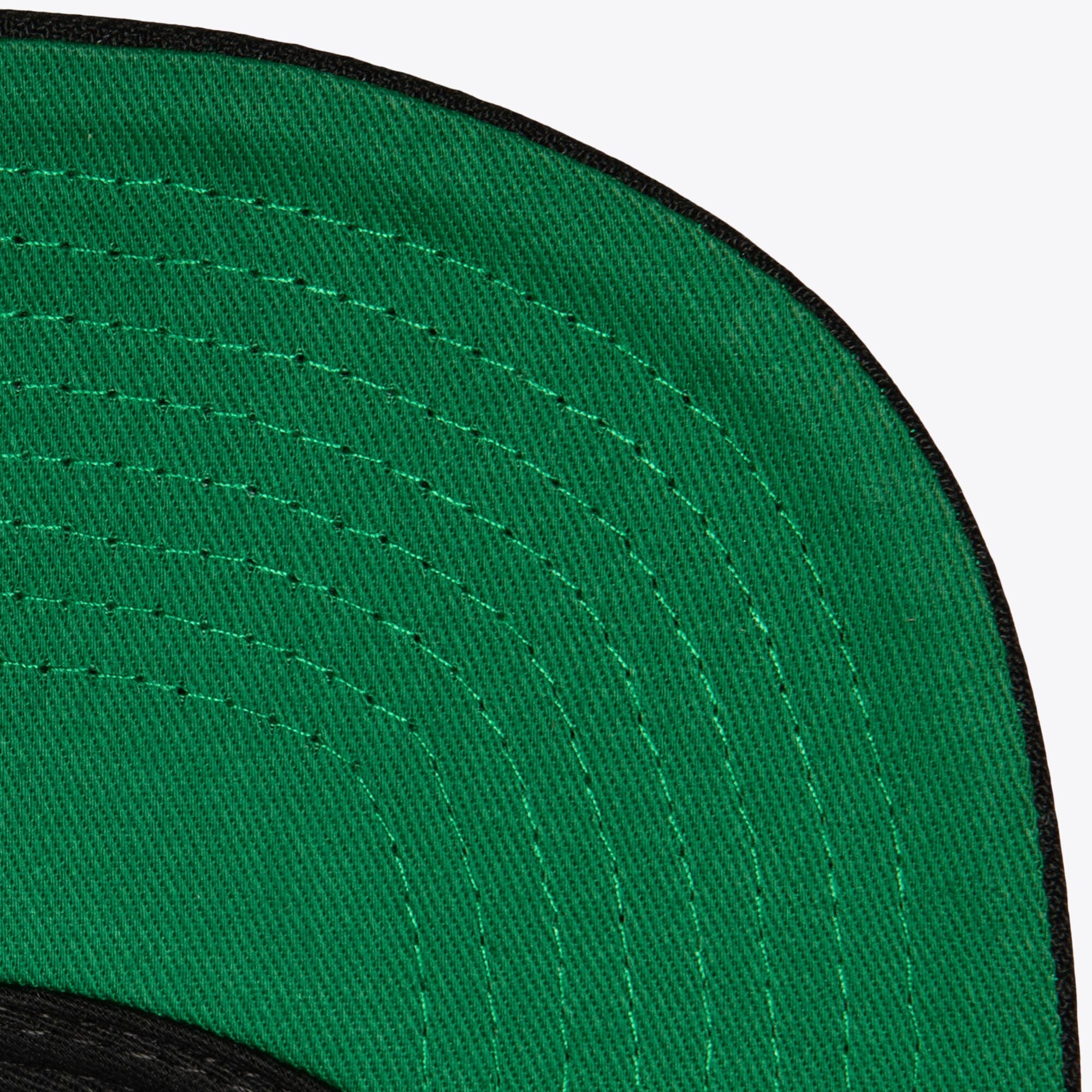 MENS MITCHELL & NESS NHL VINTAGE PAINTBRUSH SNAPBACK WHALERS - BLACK
