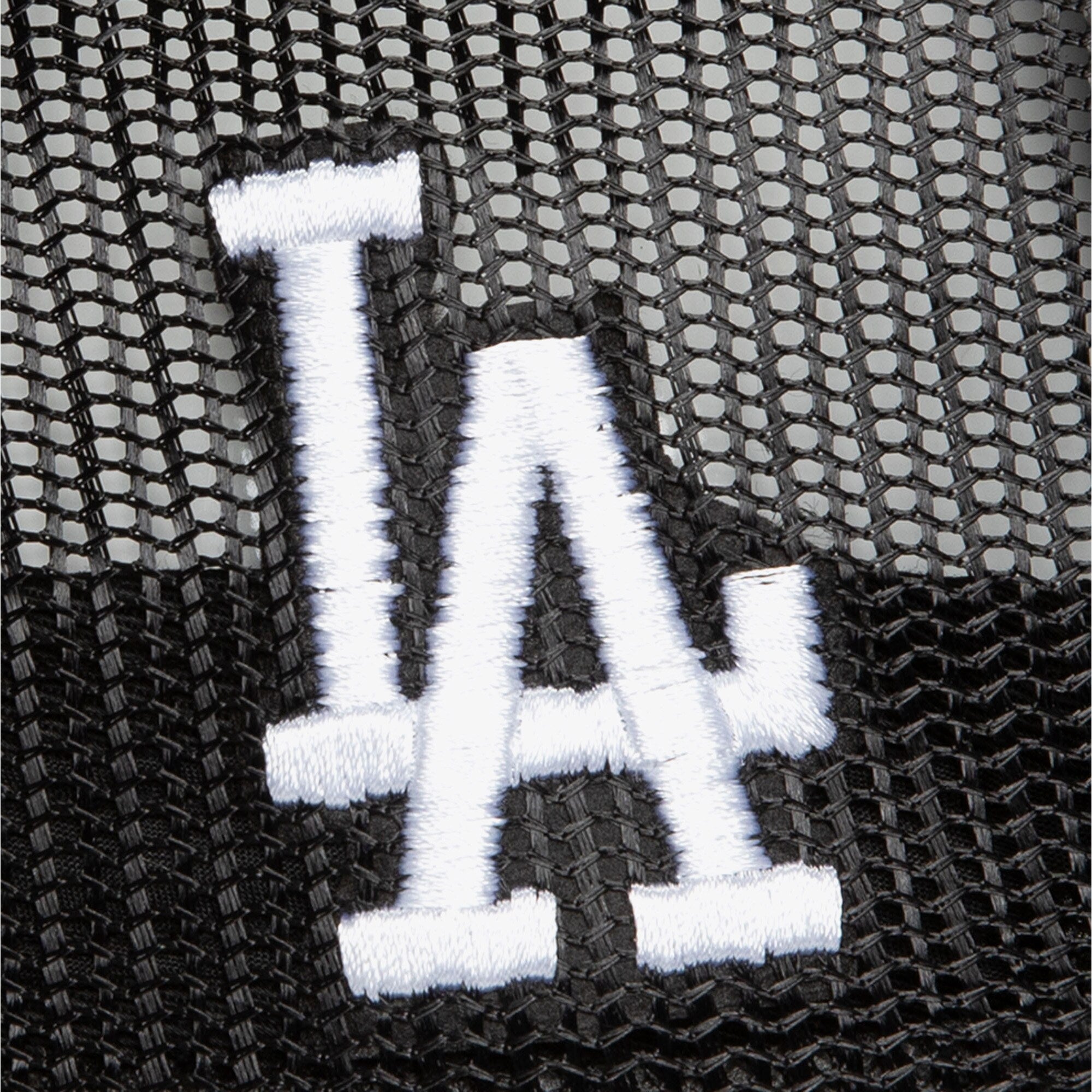MENS MITCHELL & NESS MLB SCRIPT TRUCKER DODGERS