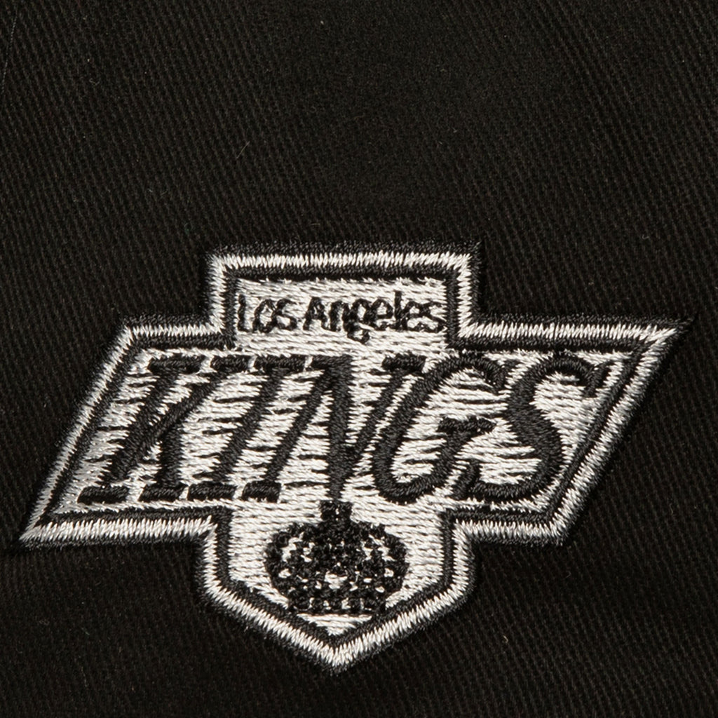 MENS MITCHELL & NESS NHL BLOCK SWEEP PRO SNAPBACK VNTG KINGS