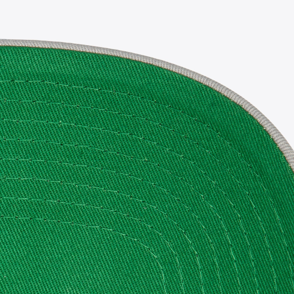 MENS MITCHELL & NESS NHL BLOCK SWEEP PRO SNAPBACK VNTG KINGS