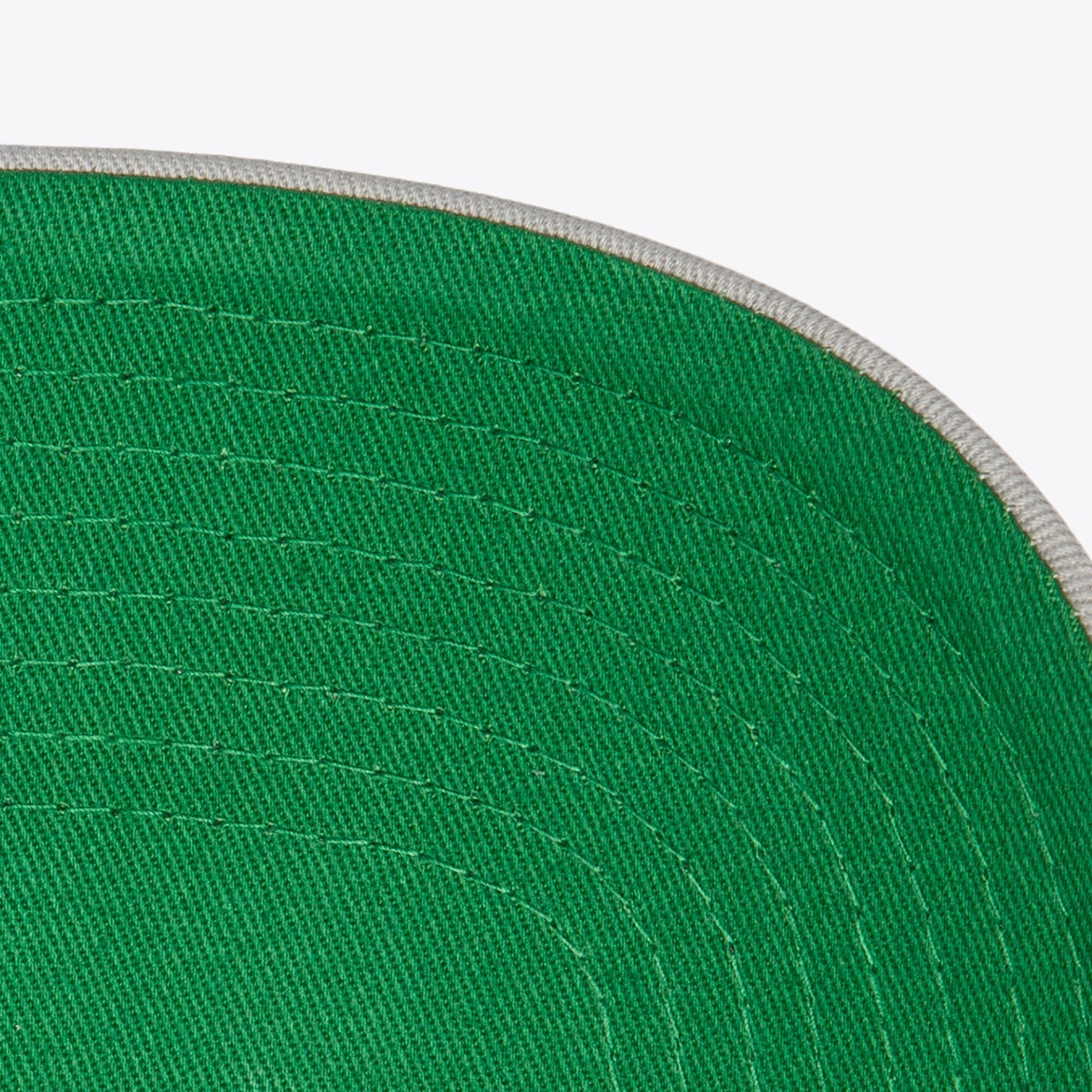 MENS MITCHELL & NESS NHL BLOCK SWEEP PRO SNAPBACK VNTG KINGS