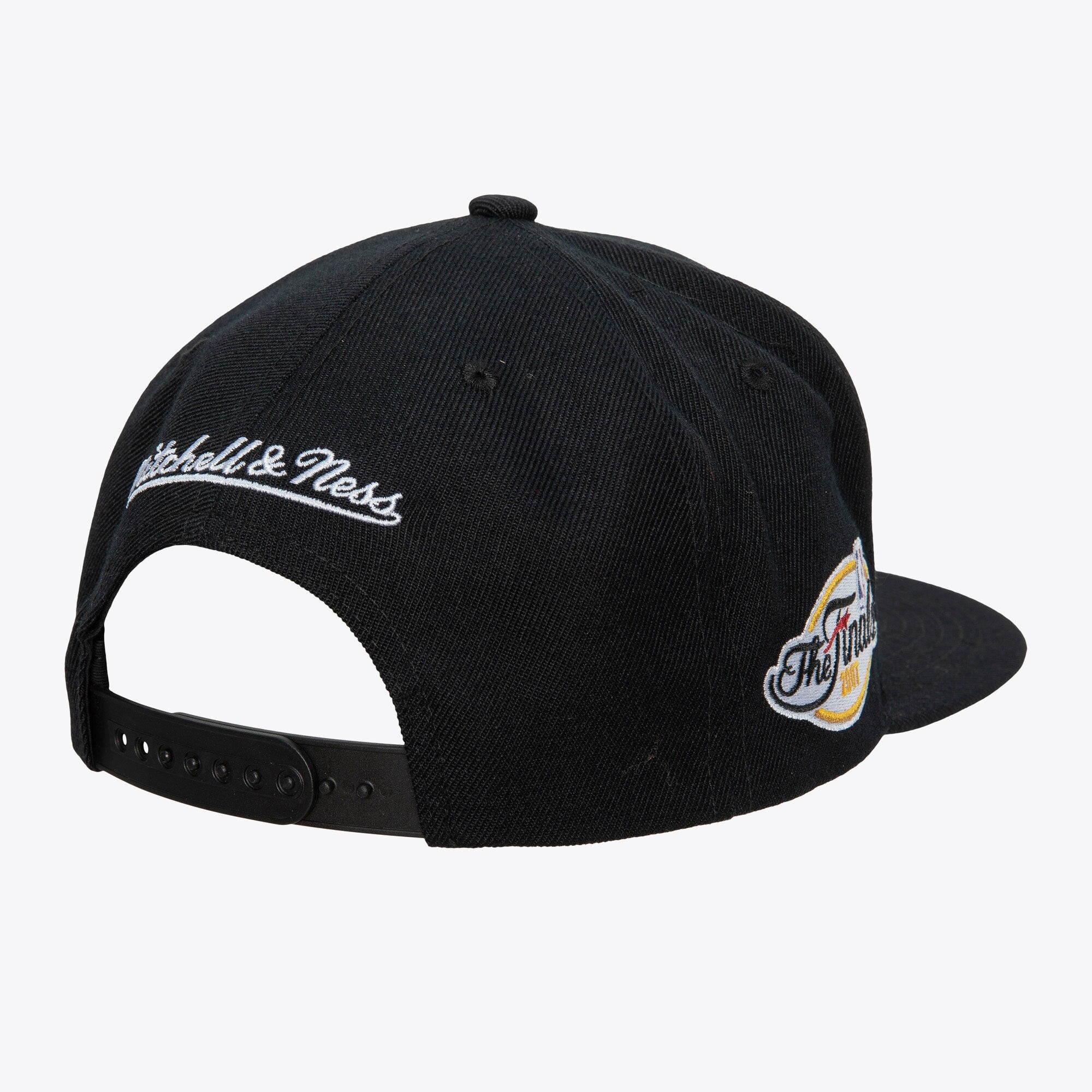 MENS MITCHELL & NESS NBA TOP SPOT SNAPBACK HWC HEAT - BLACK