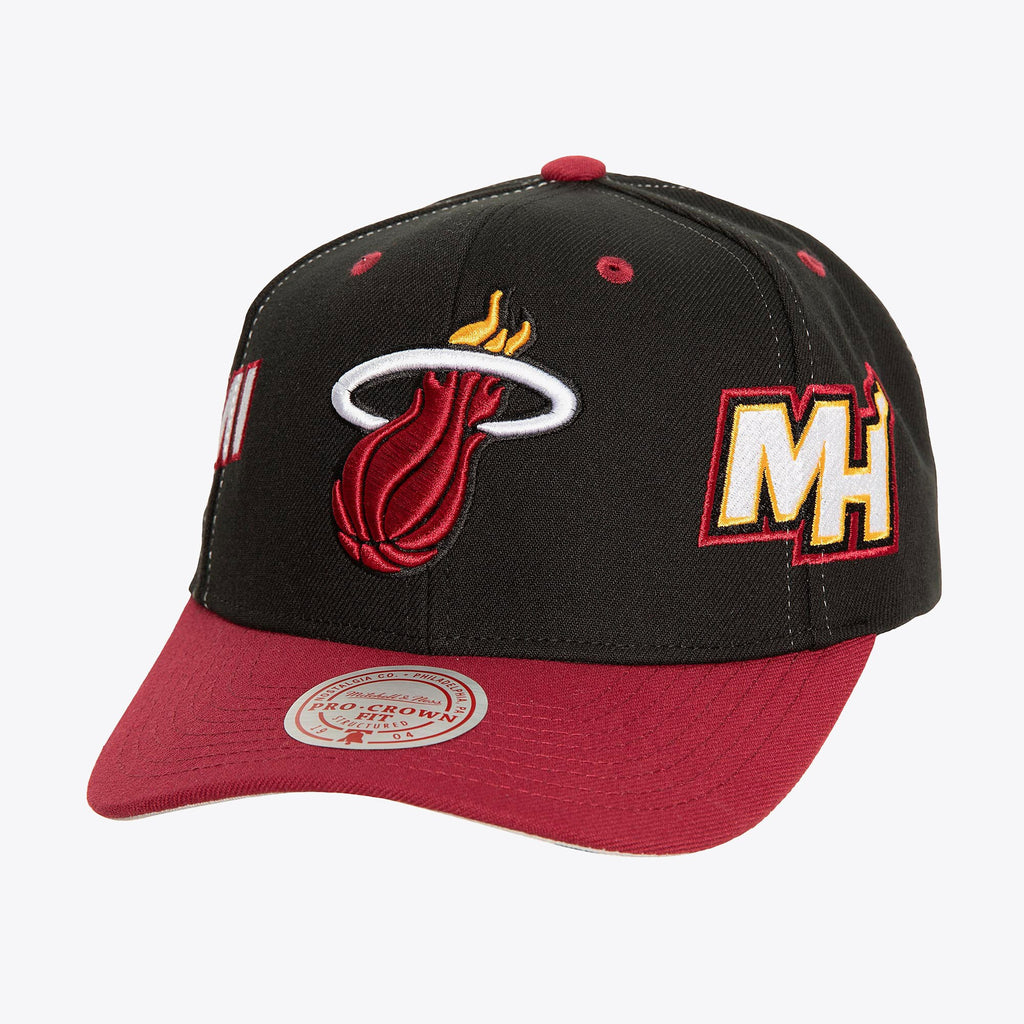 MENS MITCHELL & NESS NBA OVERBITE PRO SNAPBACK HEAT - BLACK