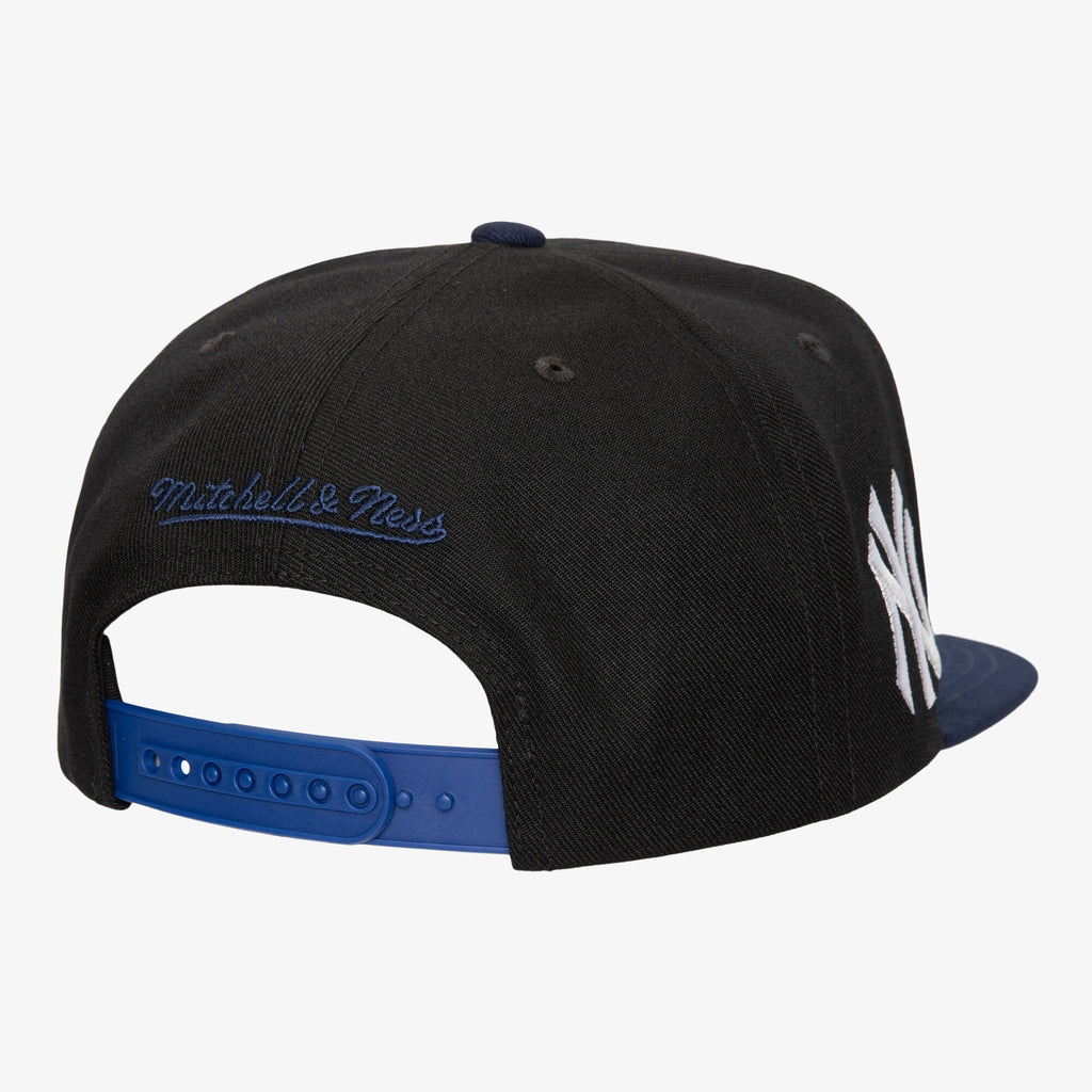 Mens Mitchell & Ness MLB BIG MOUTH SNAPBACK YANKEES