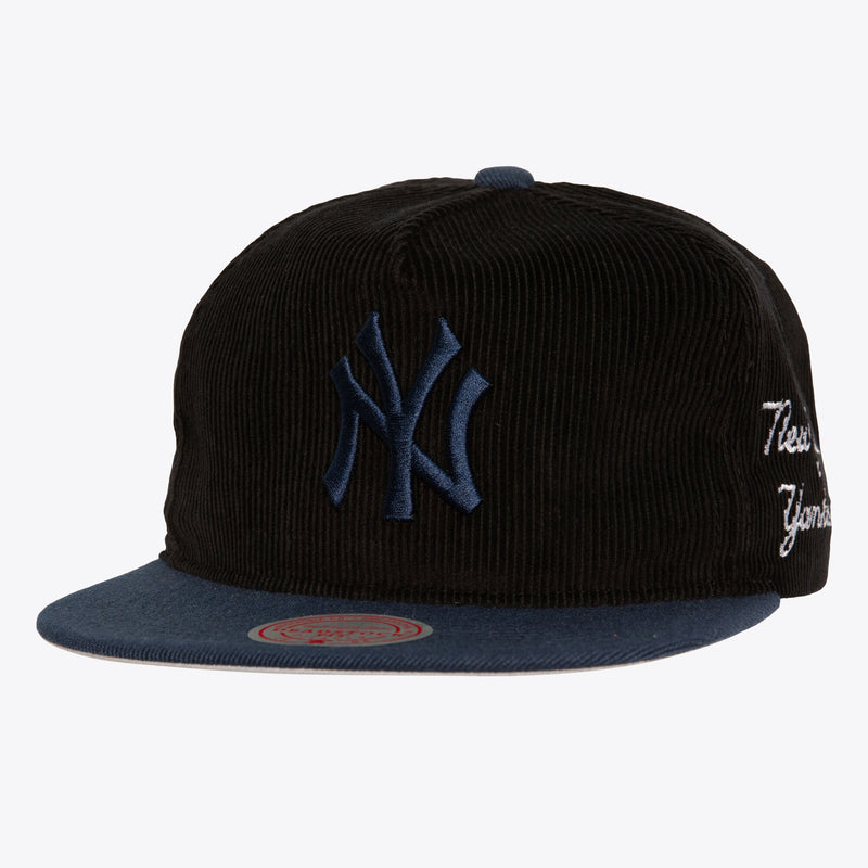 Mens Mitchell & Ness MLB DOUBLE CORD DEADSTOCK SNAPBACK YANKEES