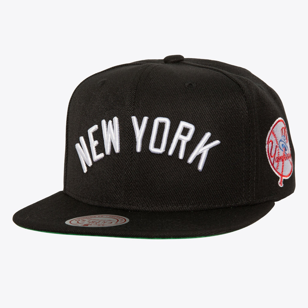 Mens Mitchell & Ness MLB TRIPLE PLAY SNAPBACK YANKEES
