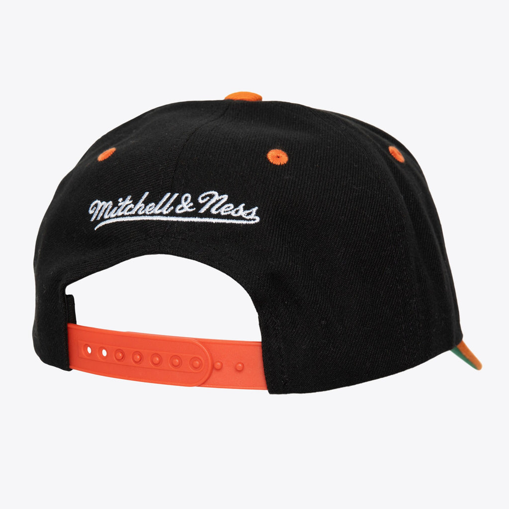 MENS MITCHELL & NESS NHL TAILSWEEP 2.0 PRO SNAPBACK FLYERS - BLACK