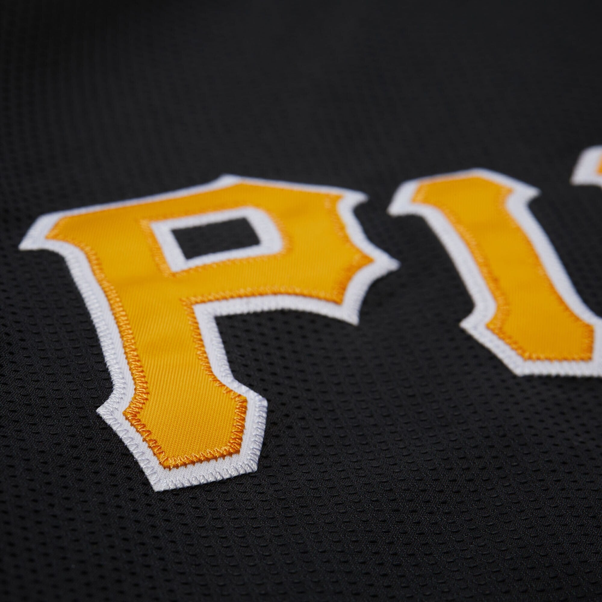 MENS MITCHELL & NESS MLB BLACK JACKET PIRATES 2005
