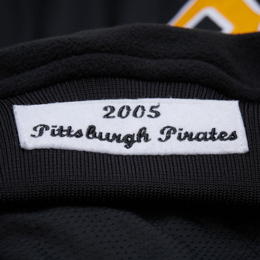 MENS MITCHELL & NESS MLB BLACK JACKET PIRATES 2005