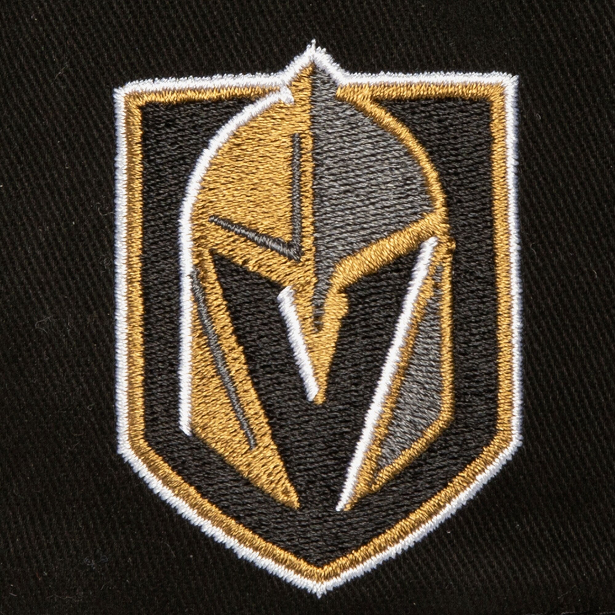 Mens Mitchell & Ness NHL BLOCK SWEEP PRO SNAPBACK KNIGHTS