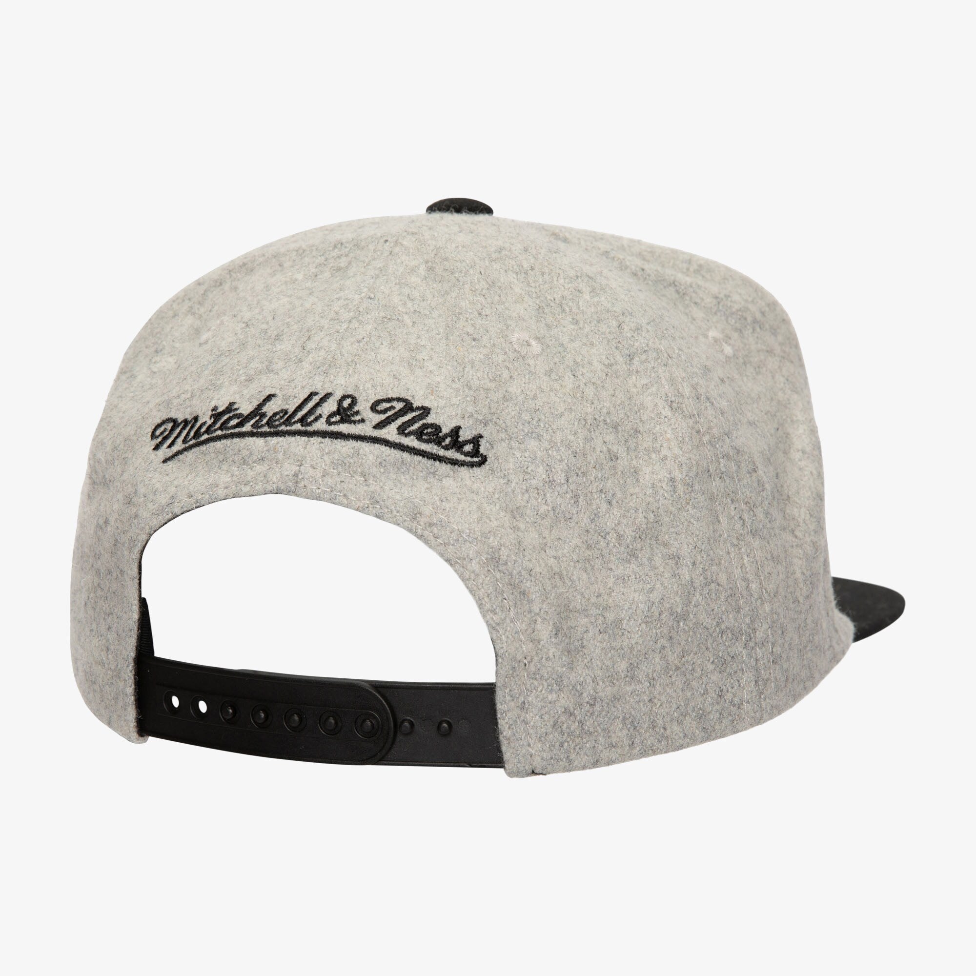 MENS MITCHELL & NESS NHL TAILSWEEP 2.0 MELTON SNAPBACK BRUINS