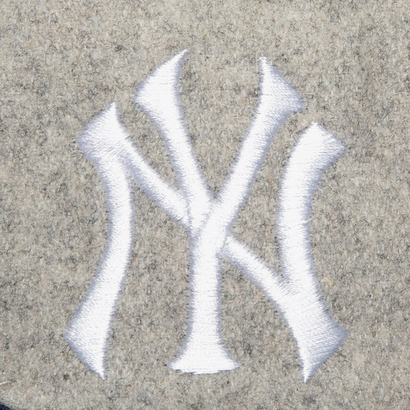 Mens Mitchell & Ness MLB TAILSWEEP 2.0 MELTON SNAPBACK YANKEES