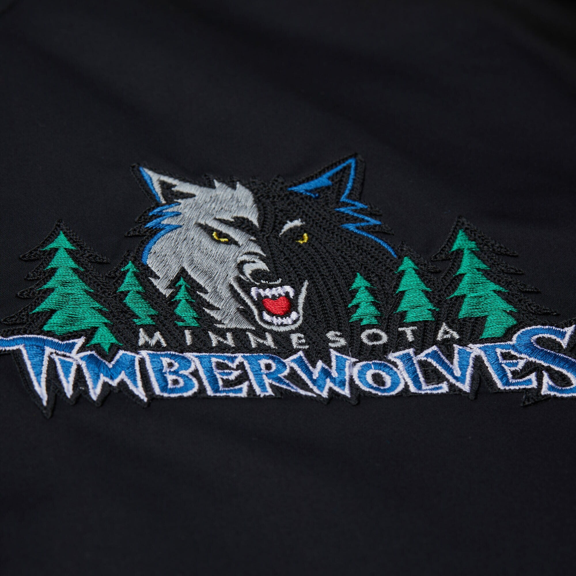 MENS MITCHELL & NESS NBA SATIN JACKET VINTAGE LOGO TIMBERWOLVES KEVIN GARNETT