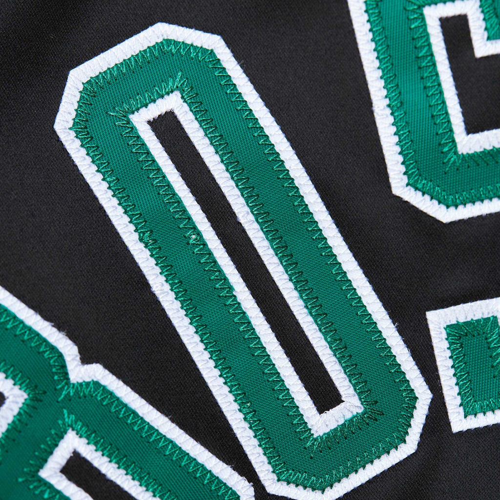 Mens Mitchell & Ness NBA LIGHTWEIGHT SATIN JACKET VINTAGE LOGO CELTICS