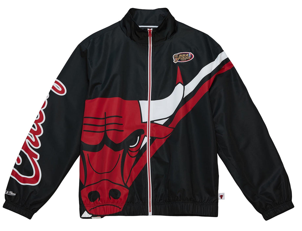 [OJZP4995-CBUYYPPPBLCK] MENS MITCHELL & NESS EXPLODED LOGO WARM UP JACKET BULLS