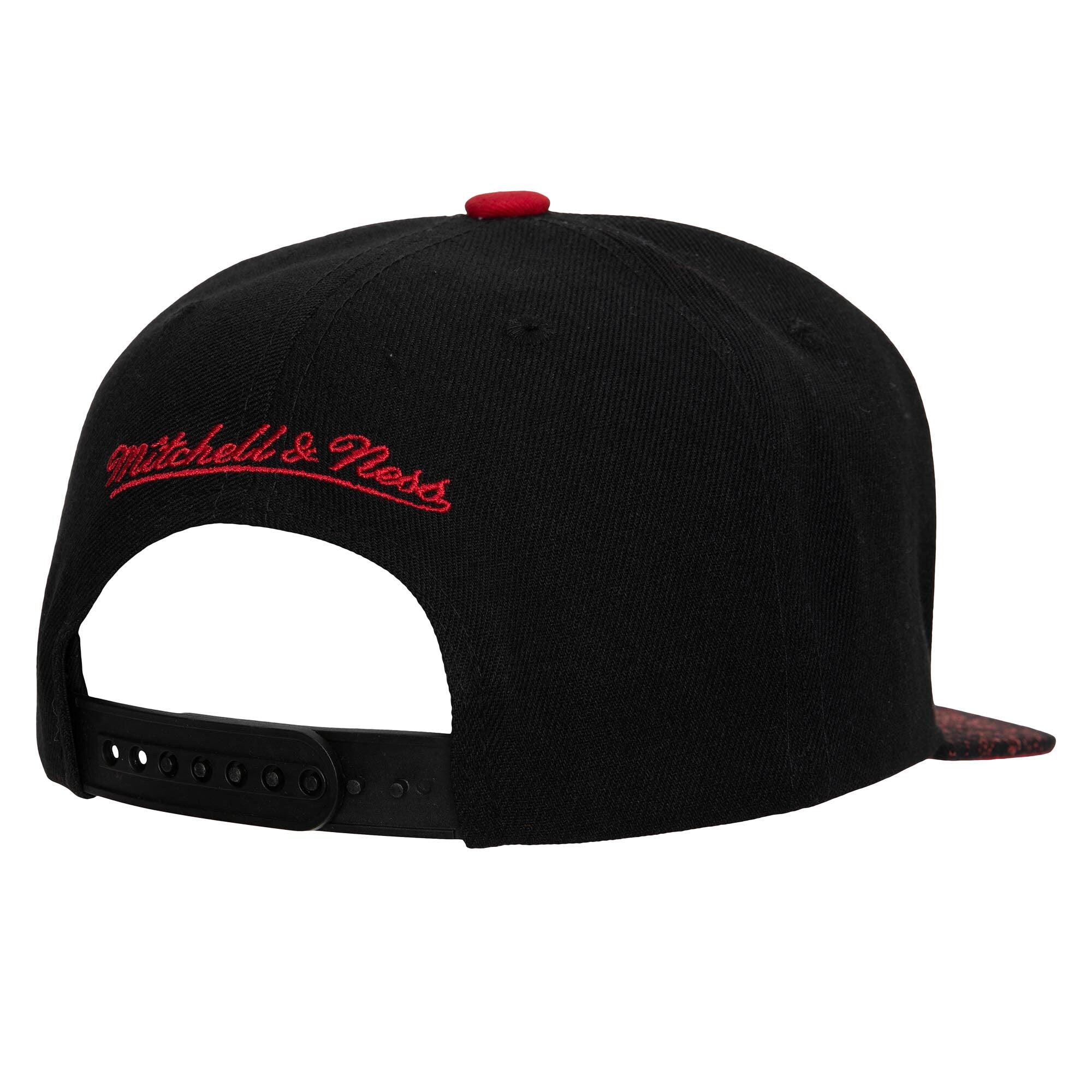 MENS MITCHELL & NESS NBA RE-TAKE SNAPBACK BULLS - BLACK