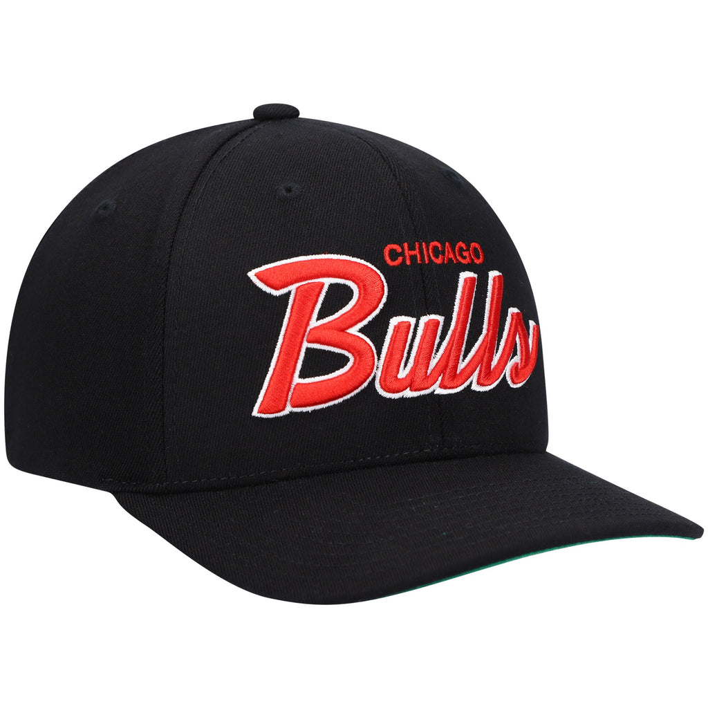 [6HSSMM19360-CBUBLCK] MENS NBA CHICAGO BULLS FOUNDATION SCRIPT STRECTH SNAPBACK