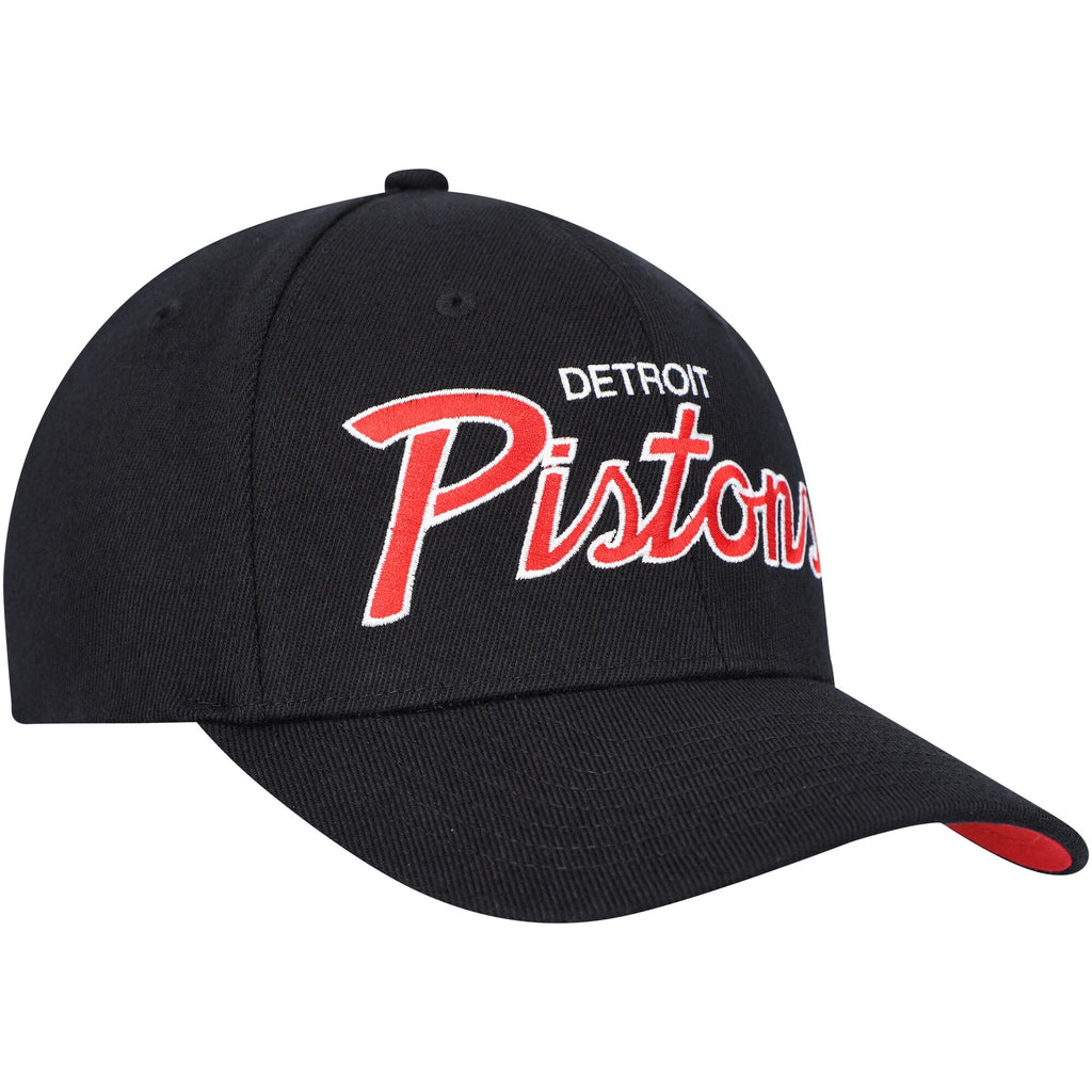 Mens Mitchell & Ness NBA TEAM SCRIPT 2.0 STRETCH SNAPBACK PISTONS
