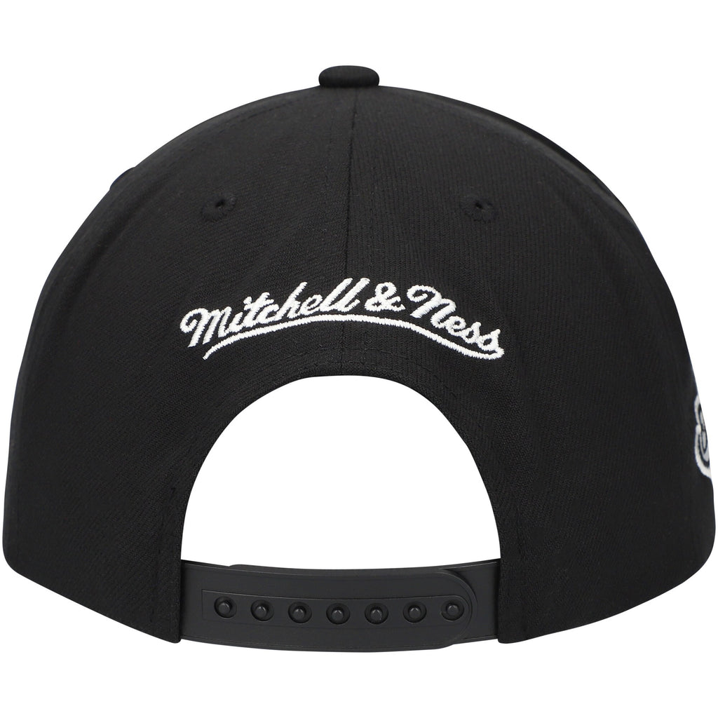 Mens Mitchell & Ness NBA PANDA PRO SNAPBACK LAKERS