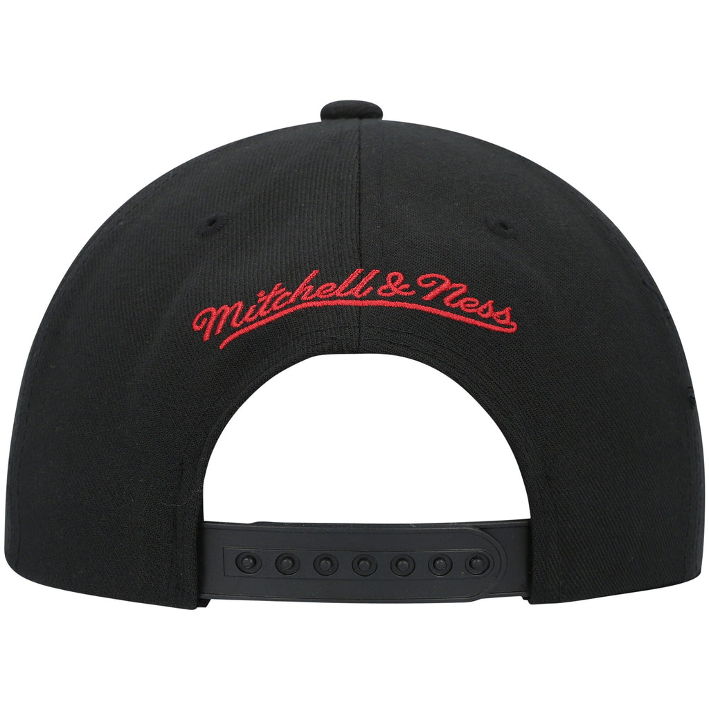 MENS MITCHELL & NESS NBA FRONT LOADED SNAPBACK HWC HEAT - BLACK