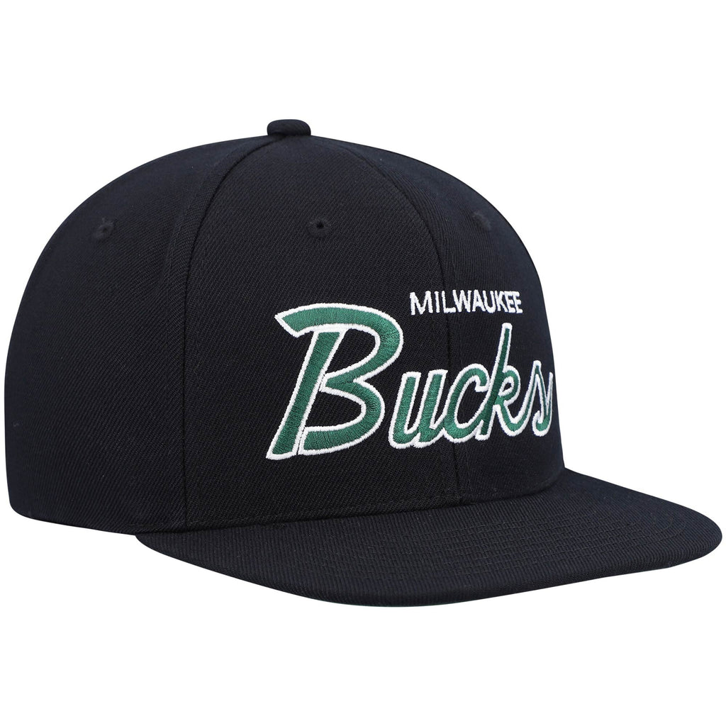 MENS MITCHELL & NESS NBA TEAM SCRIPT 2.0 SNAPBACK BUCKS