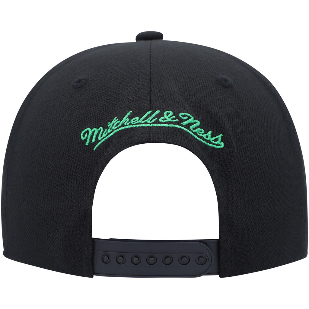 MENS MITCHELL & NESS NBA CHAMPIONS ERA SNAPBACK HWC BUCKS - BLACK